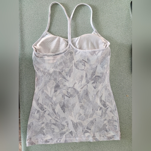 Lululemon Power Pose Tank *Light Support For A/B Cup - Picture 3 of 5